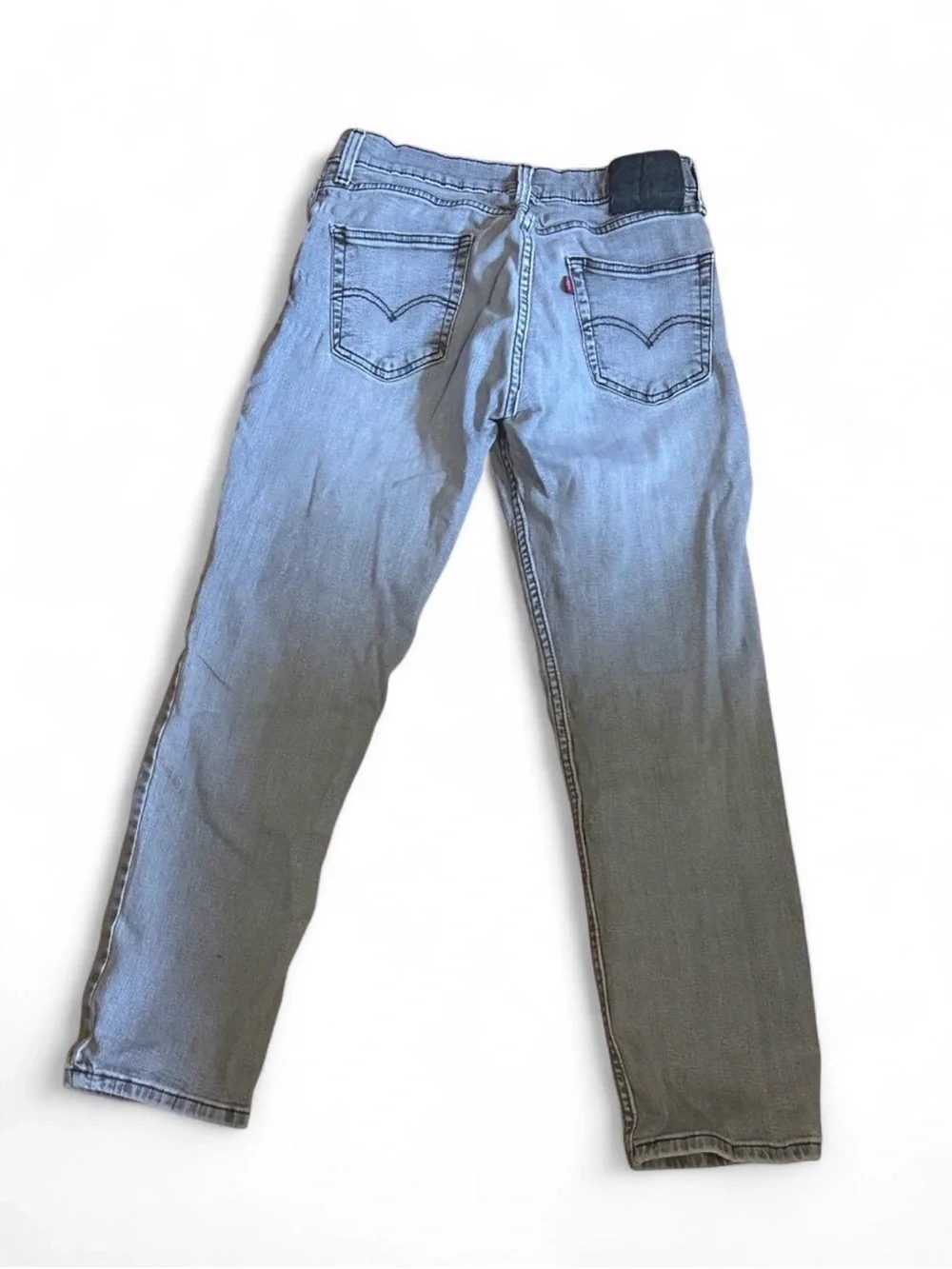 Men's Gray Levi Jeans - Classic Straight Fit